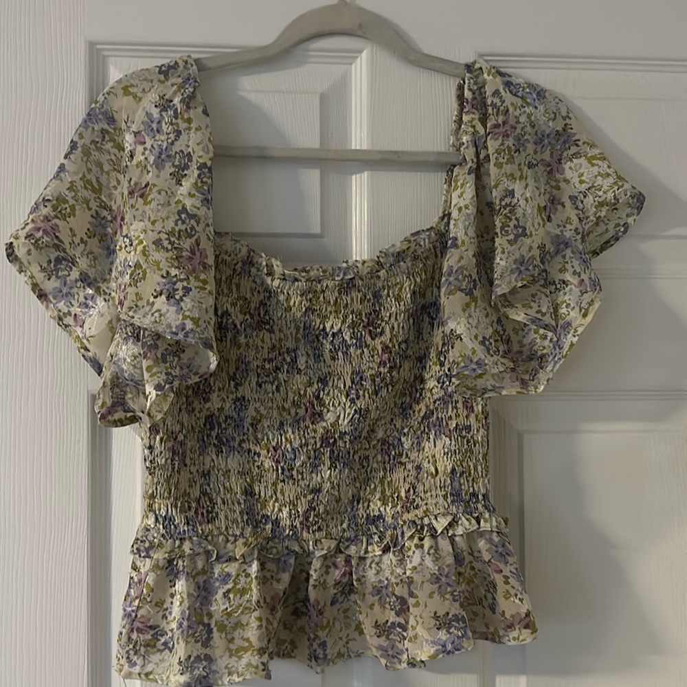 ASTR Peplum Ruched Top in Floral